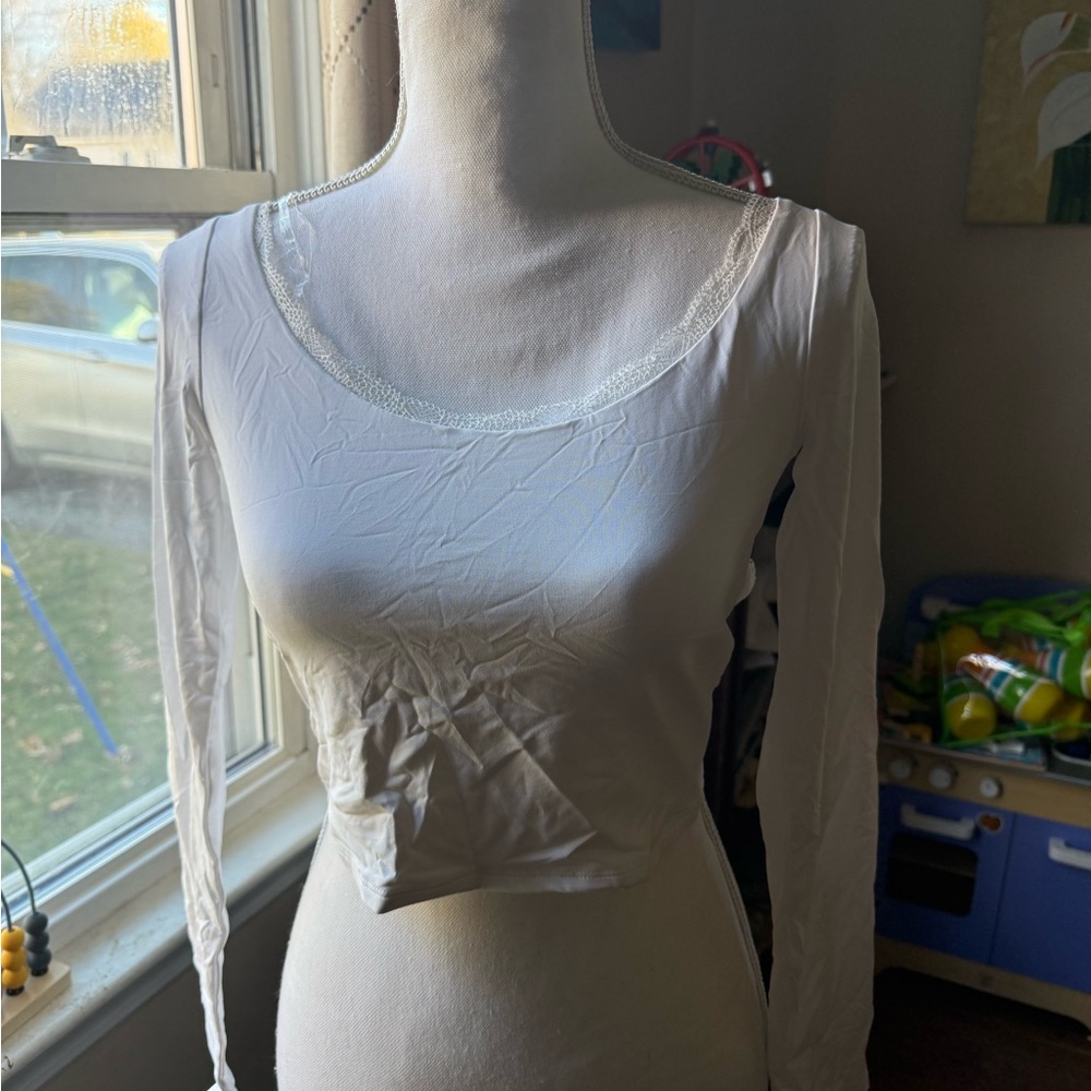 Wild fable white Crop top NWT